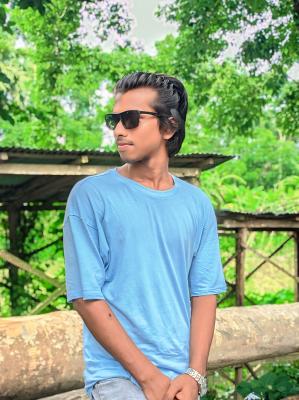 No photo